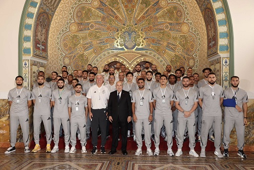 رئيس الجمهورية يكرم المنتخب الجزائري